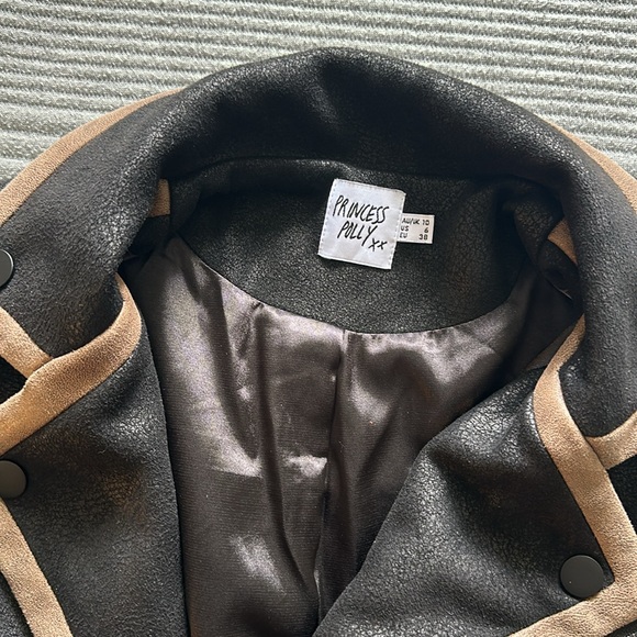 Princess Polly Jacket - Picture 2 of 6